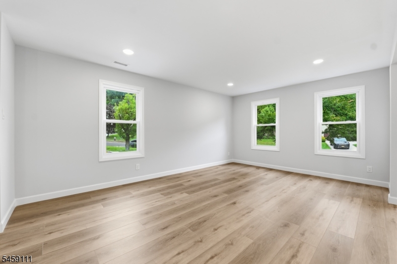 14 Saddle Drive Mount Laurel NJ 08054