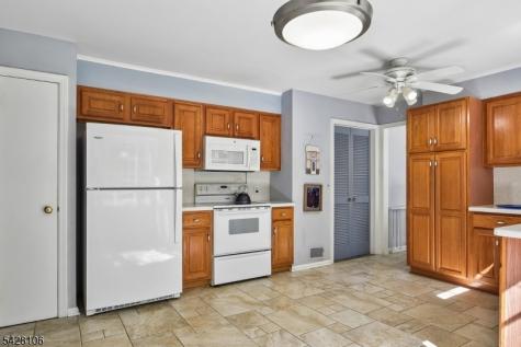 68 Center Avenue Morris NJ 07960