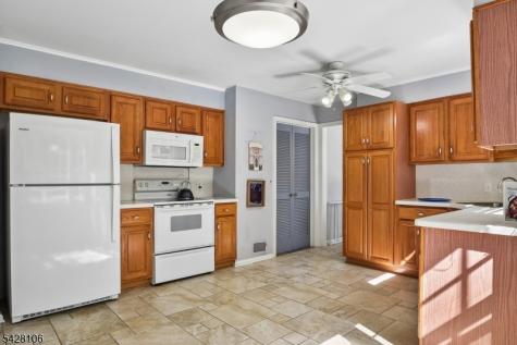 68 Center Avenue Morris NJ 07960