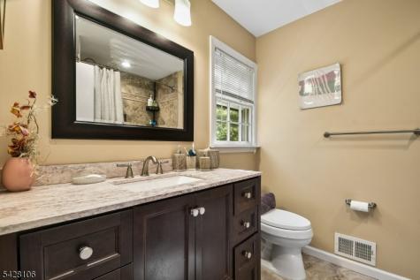 68 Center Avenue Morris NJ 07960