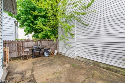 346 S 20th Newark NJ 07103
