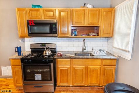 346 S 20th Newark NJ 07103