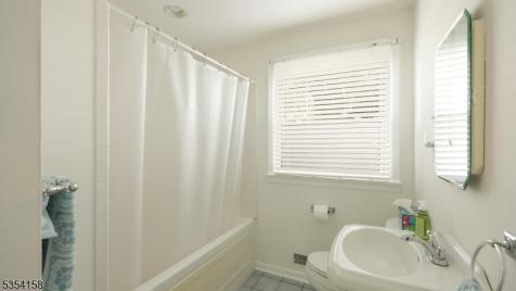44 Evergreen Drive Berkeley Heights NJ 07922