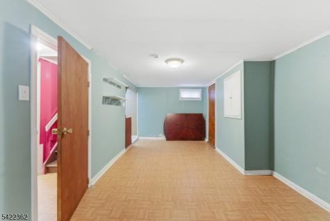24 Bryant Avenue Bloomfield NJ 07003