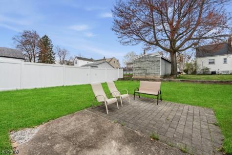 24 Bryant Avenue Bloomfield NJ 07003