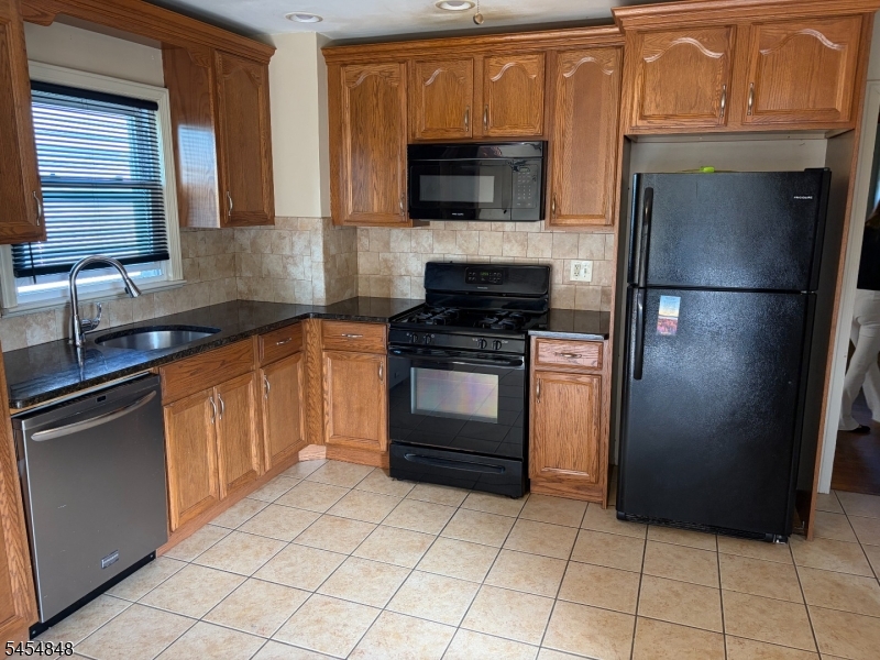 116 Giles Avenue Middlesex NJ 08846