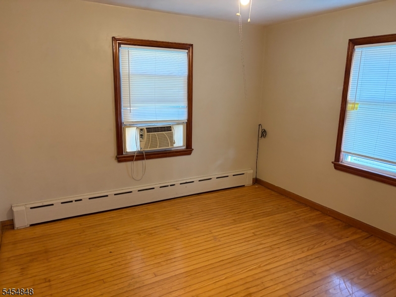 116 Giles Avenue Middlesex NJ 08846
