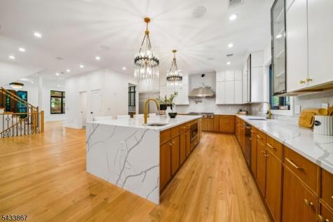 6 Cambridge Drive Millburn NJ 07078