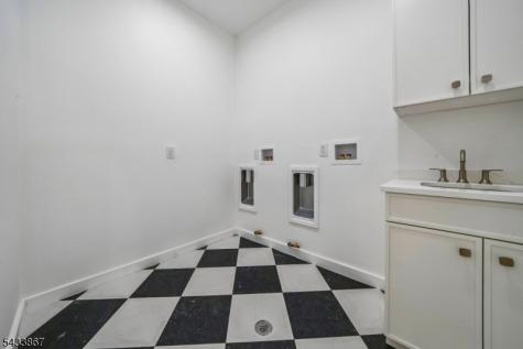 6 Cambridge Drive Millburn NJ 07078