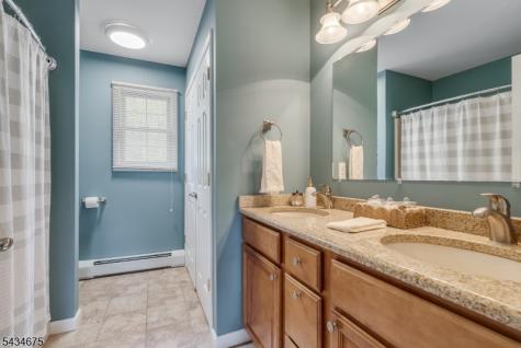 12 Cork Hill Road Ogdensburg NJ 07439