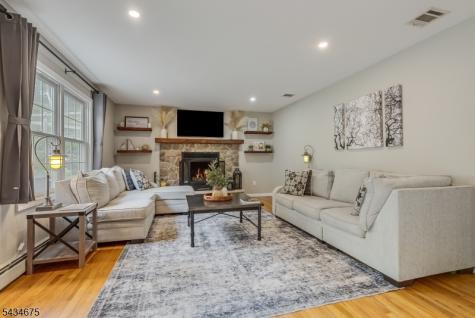12 Cork Hill Road Ogdensburg NJ 07439