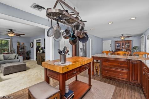 7 S Locust Lake Road Hope NJ 07825