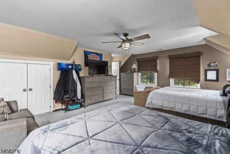7 S Locust Lake Road Hope NJ 07825