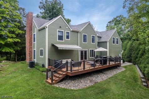 7 S Locust Lake Road Hope NJ 07825