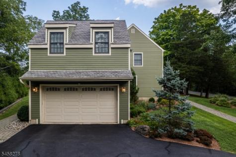 7 S Locust Lake Road Hope NJ 07825