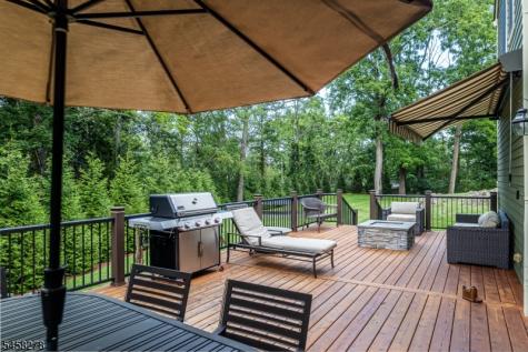 7 S Locust Lake Road Hope NJ 07825