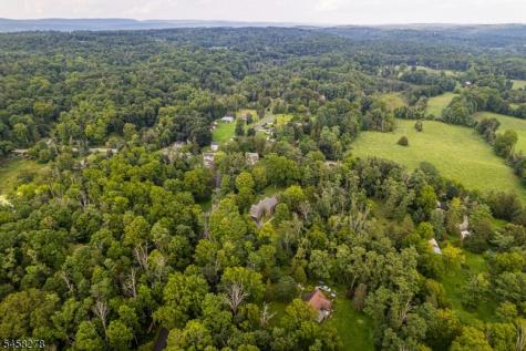 7 S Locust Lake Road Hope NJ 07825
