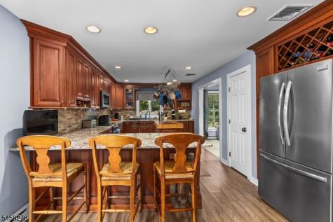 7 S Locust Lake Road Hope NJ 07825