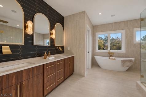 65 Summit Court Westfield NJ 07090
