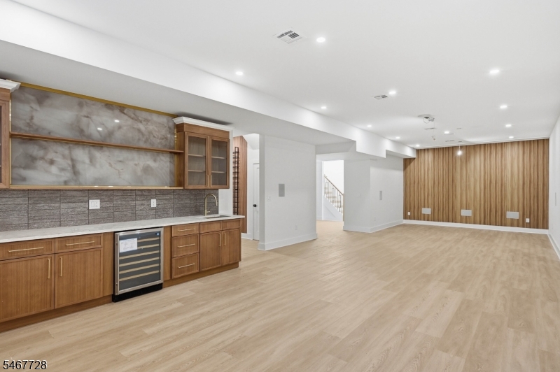 65 Summit Court Westfield NJ 07090