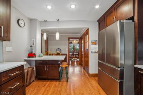 8 Brookside Place Livingston NJ 07039