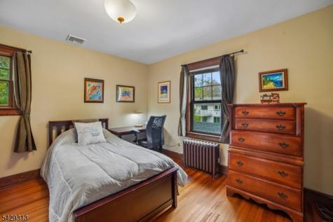 8 Brookside Place Livingston NJ 07039