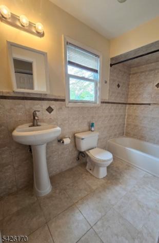 598 Broad Street Carlstadt NJ 07072