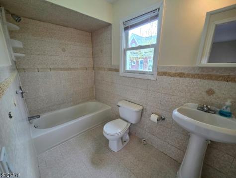 598 Broad Street Carlstadt NJ 07072