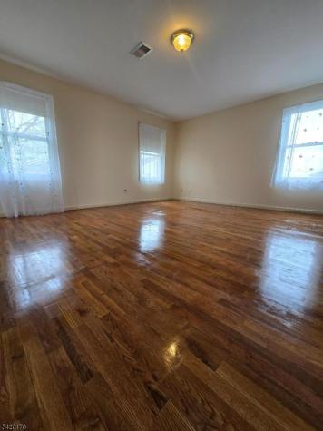 598 Broad Street Carlstadt NJ 07072