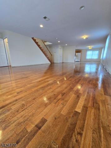 598 Broad Street Carlstadt NJ 07072