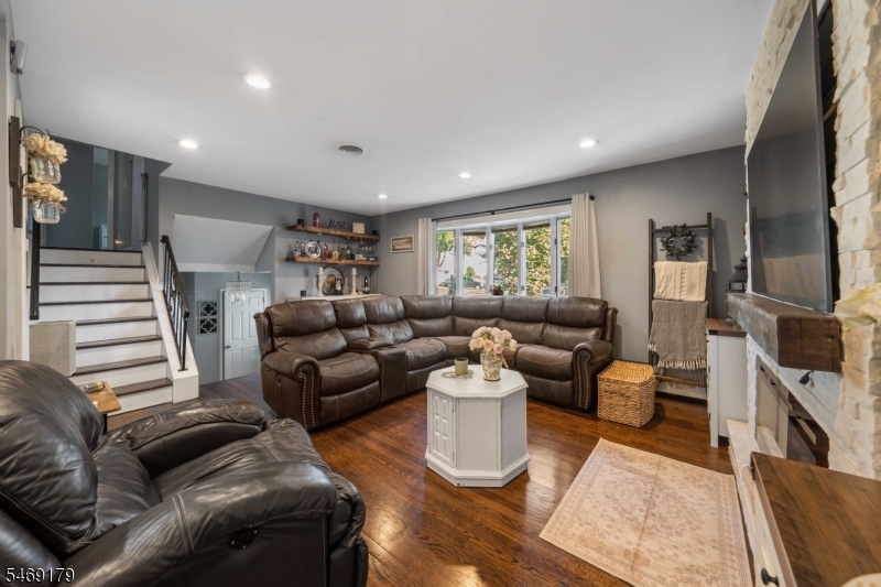 68 Carrie Court Nutley NJ 07110