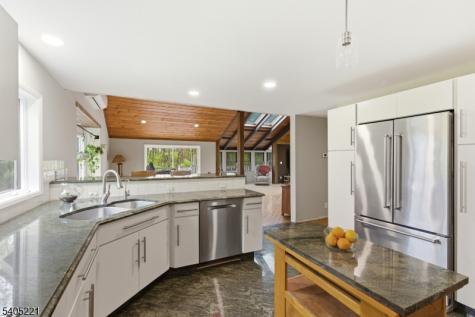 17 Shotwell Road Green NJ 07860