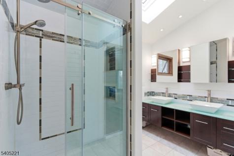 17 Shotwell Road Green NJ 07860