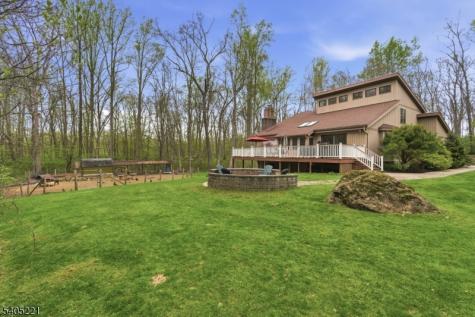 17 Shotwell Road Green NJ 07860