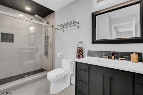 846 Sunset Ridge Bridgewater NJ 08807