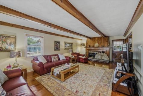 85 Stewart Avenue Kearny NJ 07032