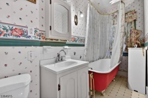 2 Halsey Place South Orange Village NJ 07079