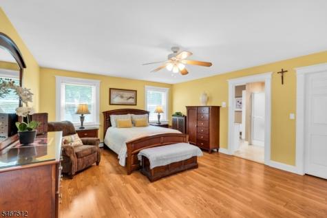 58 N Hillside Avenue Roxbury NJ 07847