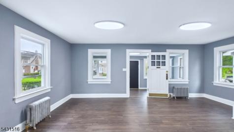 71 Leslie Street East Orange NJ 07017