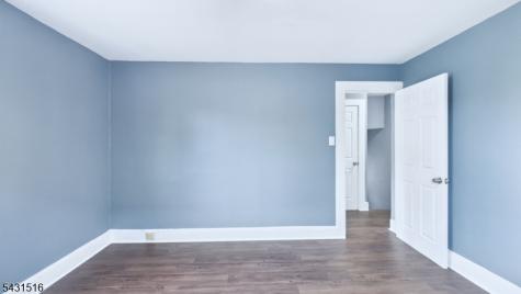 71 Leslie Street East Orange NJ 07017