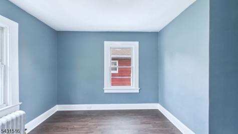 71 Leslie Street East Orange NJ 07017