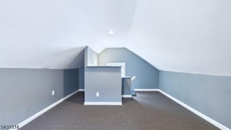 71 Leslie Street East Orange NJ 07017