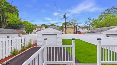 71 Leslie Street East Orange NJ 07017
