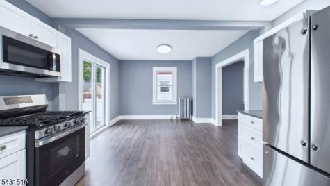 71 Leslie Street East Orange NJ 07017