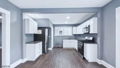 71 Leslie Street East Orange NJ 07017