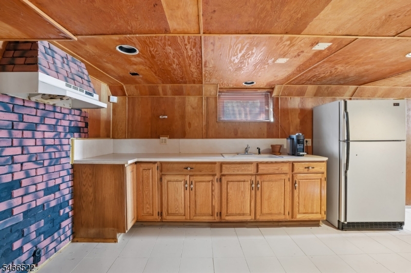 97 Amherst Avenue Woodbridge NJ 07067