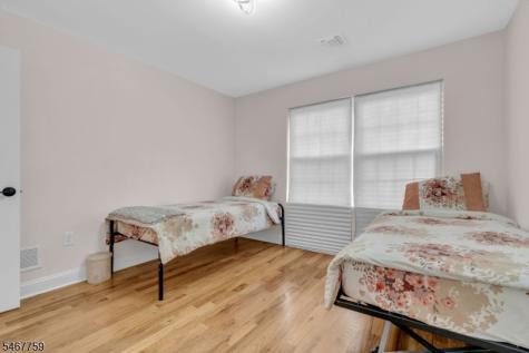 632 Laurita Street Linden NJ 07036