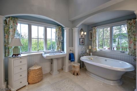 160 S Finley Avenue Bernards NJ 07920