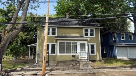 62 Madison Street Newton NJ 07860