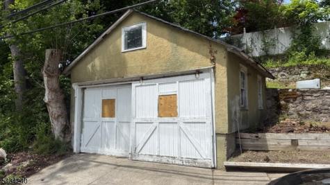 62 Madison Street Newton NJ 07860